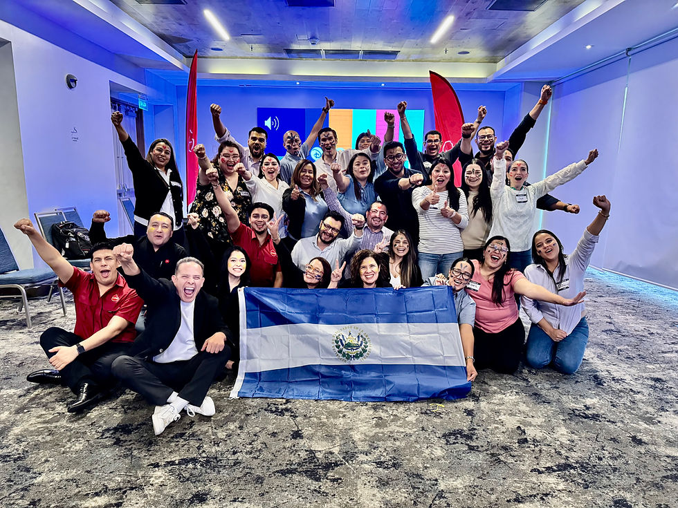 Sesión de formación enfocada en superar expectativas y crear experiencias inolvidables.