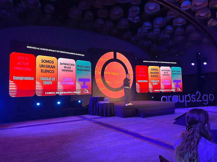 ¡Desata tu potencial de liderazgo con nuestro curso empresarial!  En el mundo empresarial actual, el liderazgo efectivo es fundamental para el éxito. Un buen líder puede inspirar y motivar a los equipos, tomar decisiones estratégicas y alcanzar objetivos ambiciosos.  ¿Sabías que las 10 palabras más buscadas en Google relacionadas con el liderazgo son:  Liderazgo efectivo Habilidades de liderazgo Estilos de liderazgo Motivación Toma de decisiones Delegación Comunicación Resolución de conflictos Inteligencia emocional Desarrollo de equipos Nuestro curso empresarial de liderazgo te ayudará a:  Desarrollar las habilidades y cualidades necesarias para ser un líder efectivo. Identificar tu estilo de liderazgo y cómo adaptarlo a diferentes situaciones. Aprender a motivar e inspirar a tu equipo. Mejorar tus habilidades de toma de decisiones y resolución de conflictos. Fortalecer tu comunicación y tus habilidades de delegación. Desarrollar tu inteligencia emocional y tu capacidad para manejar el estrés. Aprender a crear y desarrollar equipos de alto rendimiento.