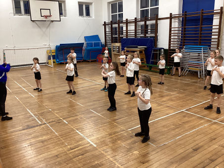 Year 2 dance