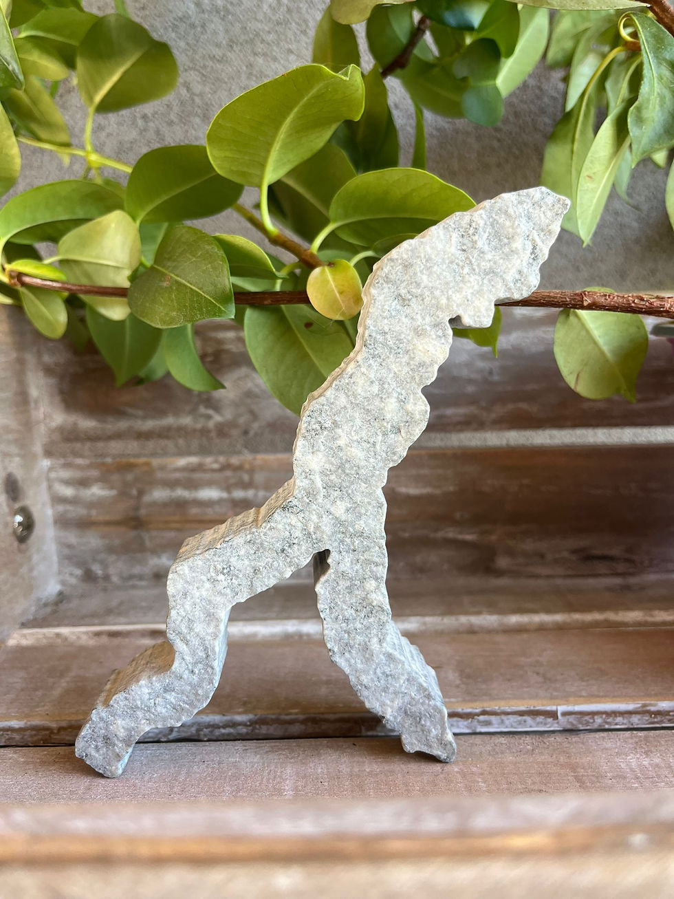 oggettistica per la casa a forma di lago di como in marmo. Idea regalo come regalo di natale perfetto per stupire amici