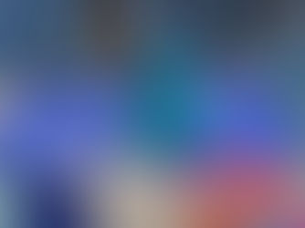 Bekannte Leseratte übergibt Erstklässlern besondere Kiste