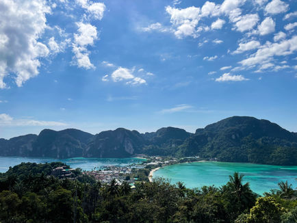 Tauchsafari Similan Islands und Geburtstag im Paradies auf Koh Phi Phi