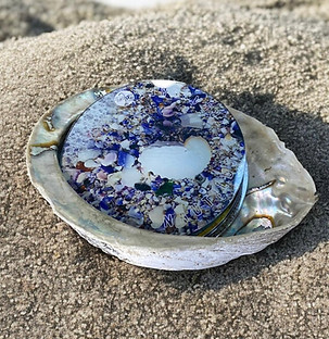 Coatser Holder1_edited.jpg