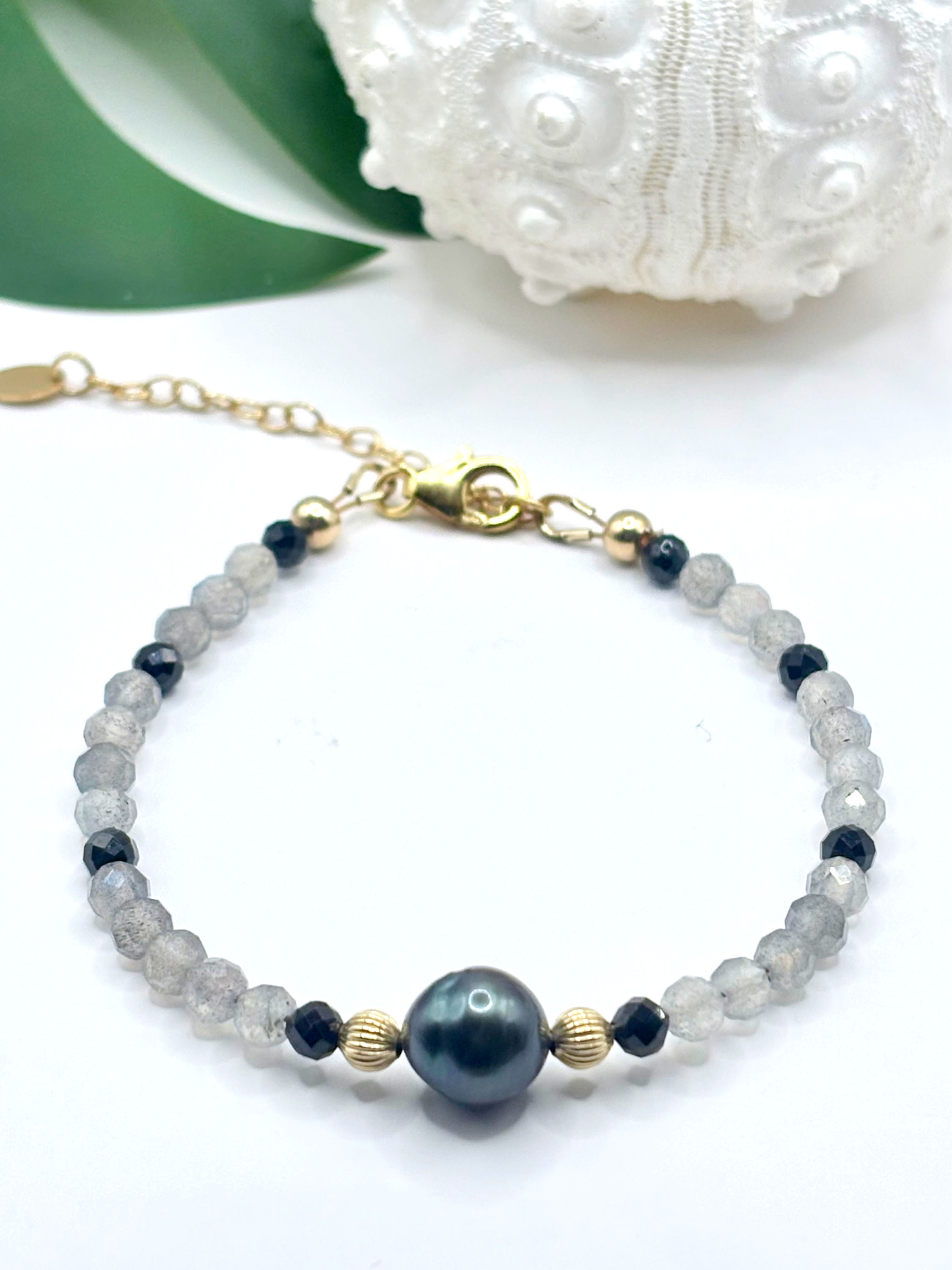 Bracelet Ponui – La force de la grande nuit