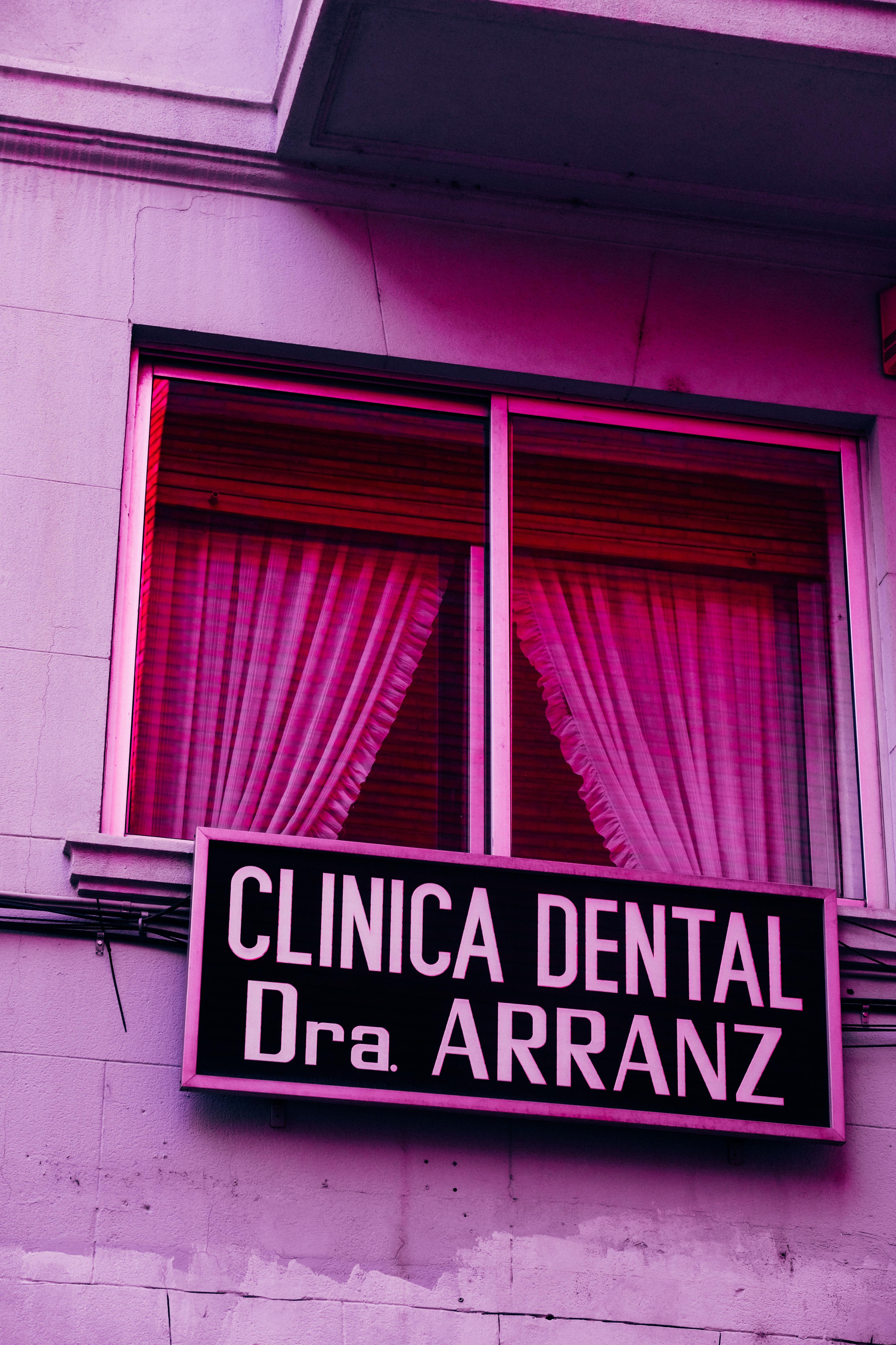 Dentist