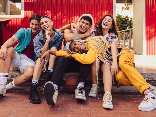 Entendendo os Consumidores da Geração Z: saiba o que eles realmente querem e como fazer eles engajarem com sua marca!