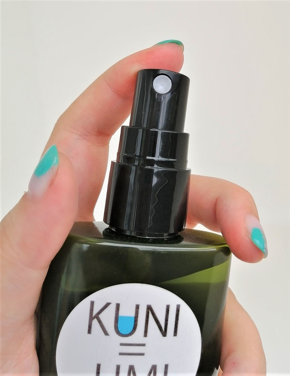 サムネイル： KUNI=UMI 芳香蒸留水