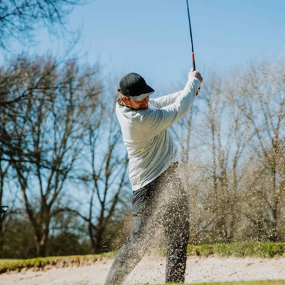 Eleanor-Experiences_Golfing.webp