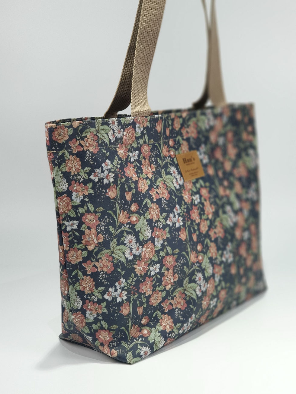サムネイル： Coated Cotton Shopper Bag | Navy Iris Flower