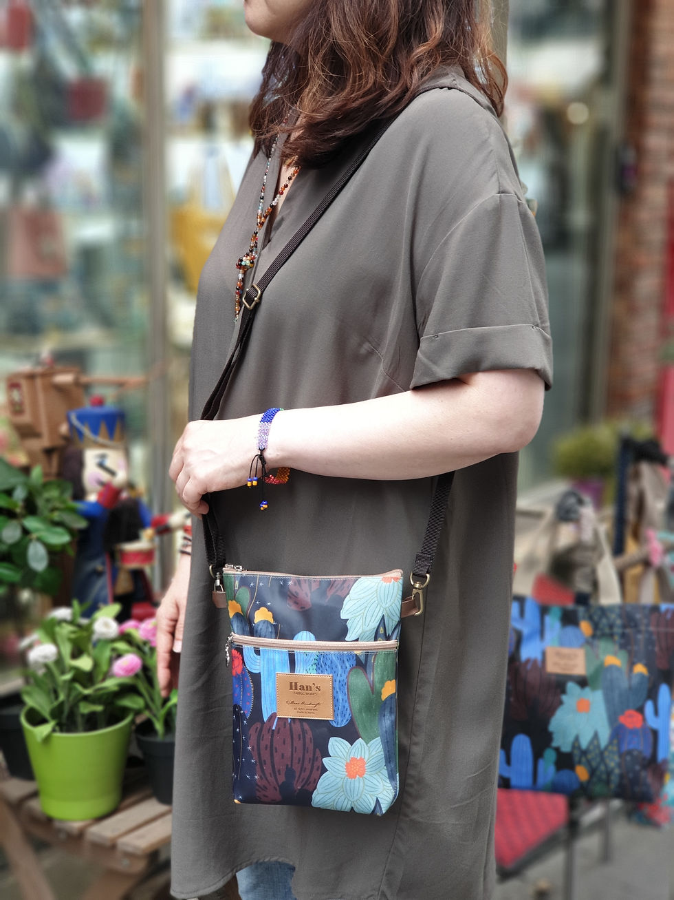 Imej kecil: Cross Body Bag | Cactus