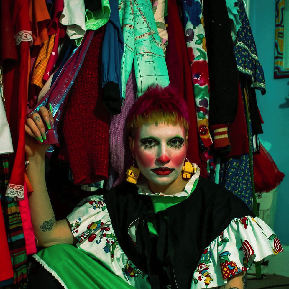 Secondhand Circus image slide show, showcasing unique clothing, vintage clothing,