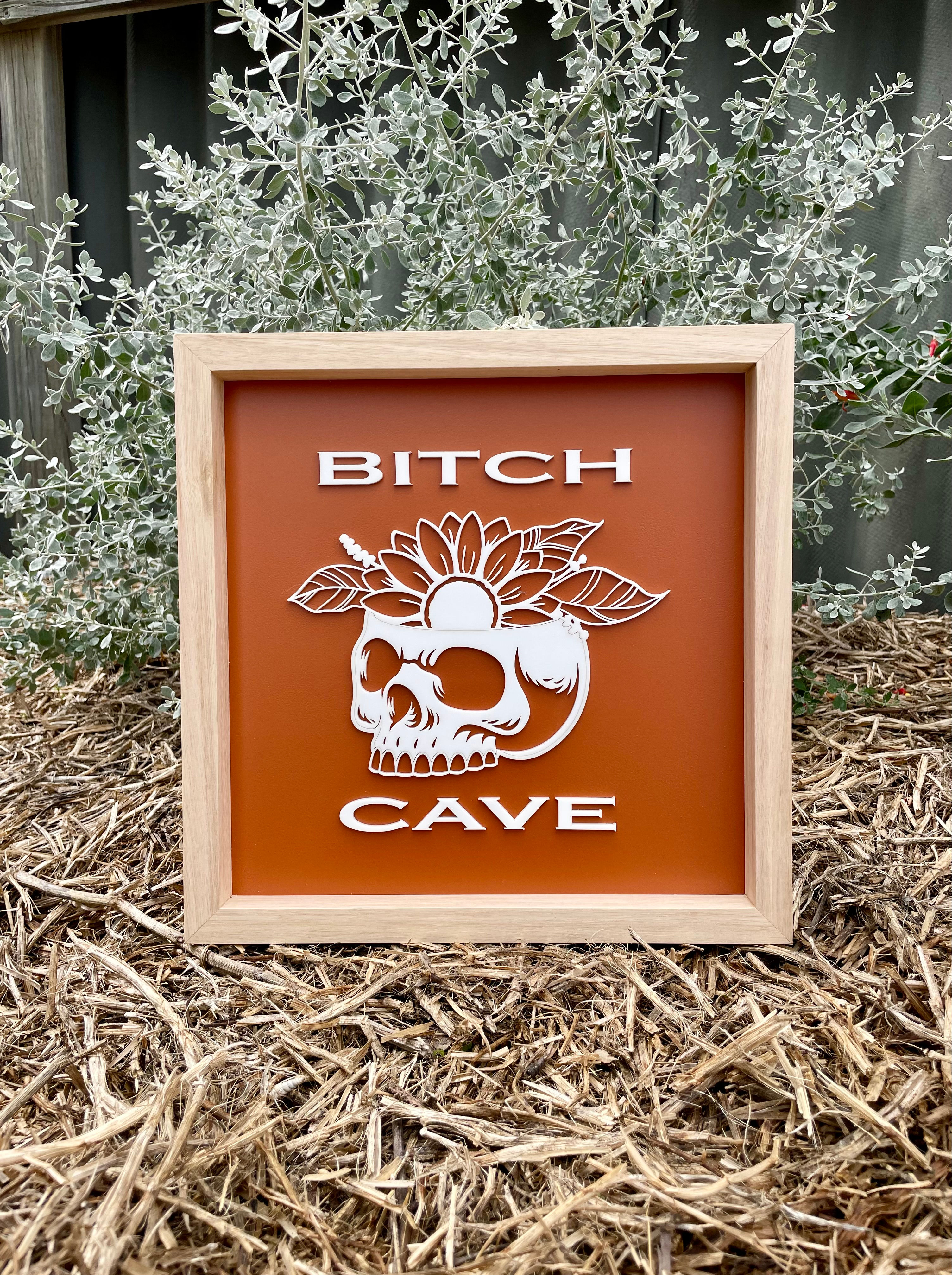 BITCH CAVE - Skull