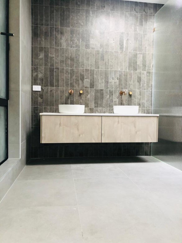 Bathroom3.jpg