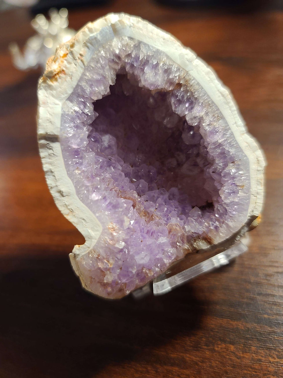 Thumbnail: Beautiful Amethyst crystal geode