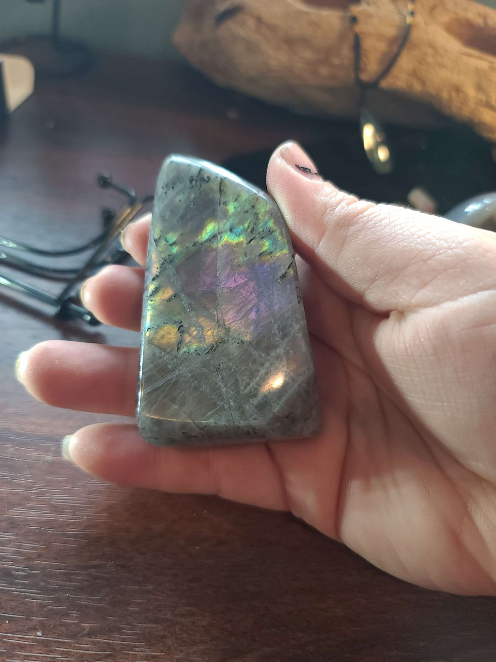 Thumbnail: Labradorite crystal freeform
