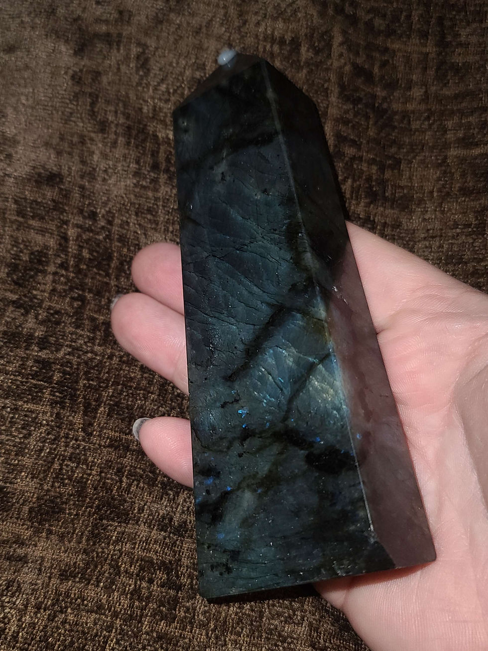 Thumbnail: Labradorite crystal tower