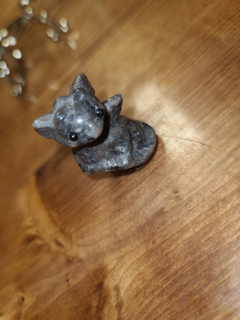Thumbnail: Yooperlite crystal dragon baby uv reactive 