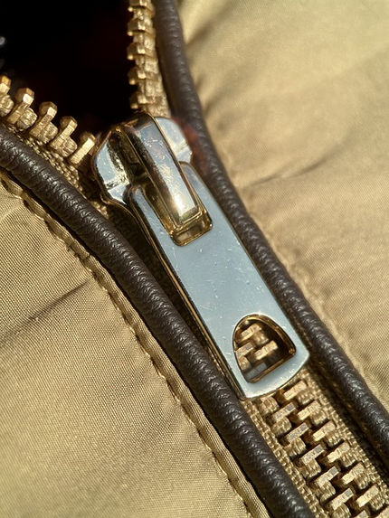 hut shut shutter phut hutch hutment  chutzpah