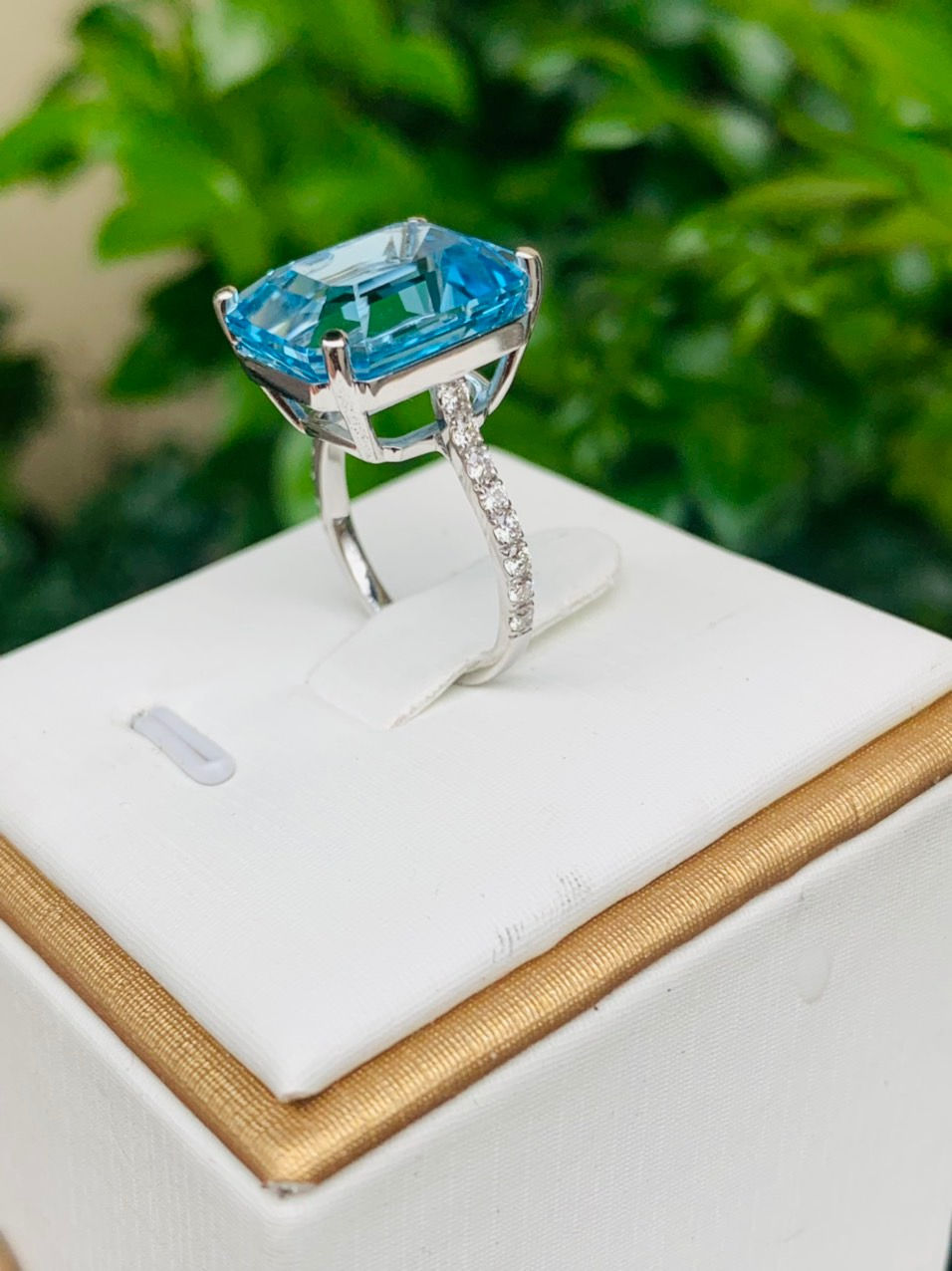 Thumbnail: Emerald Cutting Blue Topaz With Platinum Diamond Ring