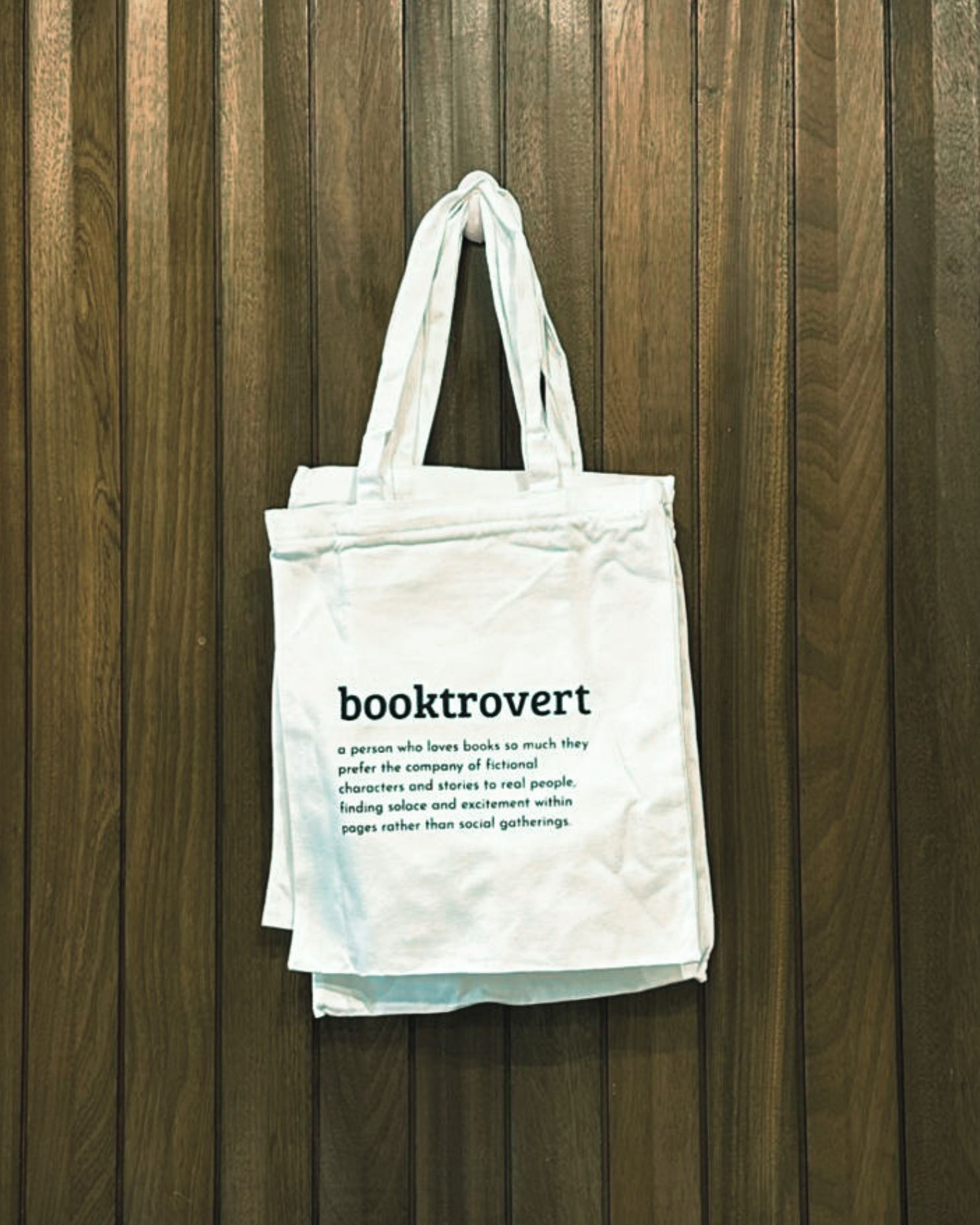TB - Booktrovert