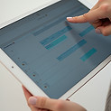 Digitales Buchungssystem und übersichtlicher Terminkalender für Salons auf einem Tablet.