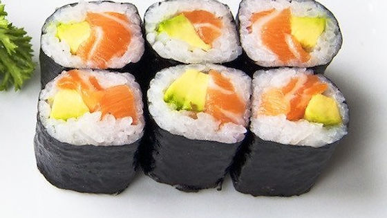 201 - Sake Avo Maki