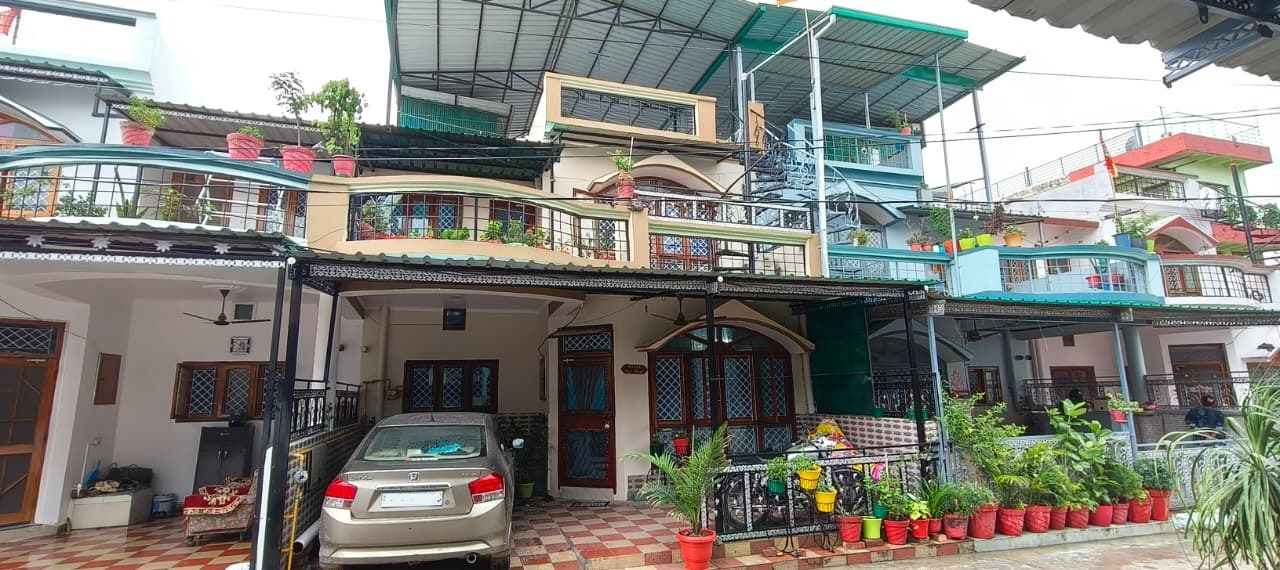 3 BHK On 120 Sq. Yards at Banjarawala