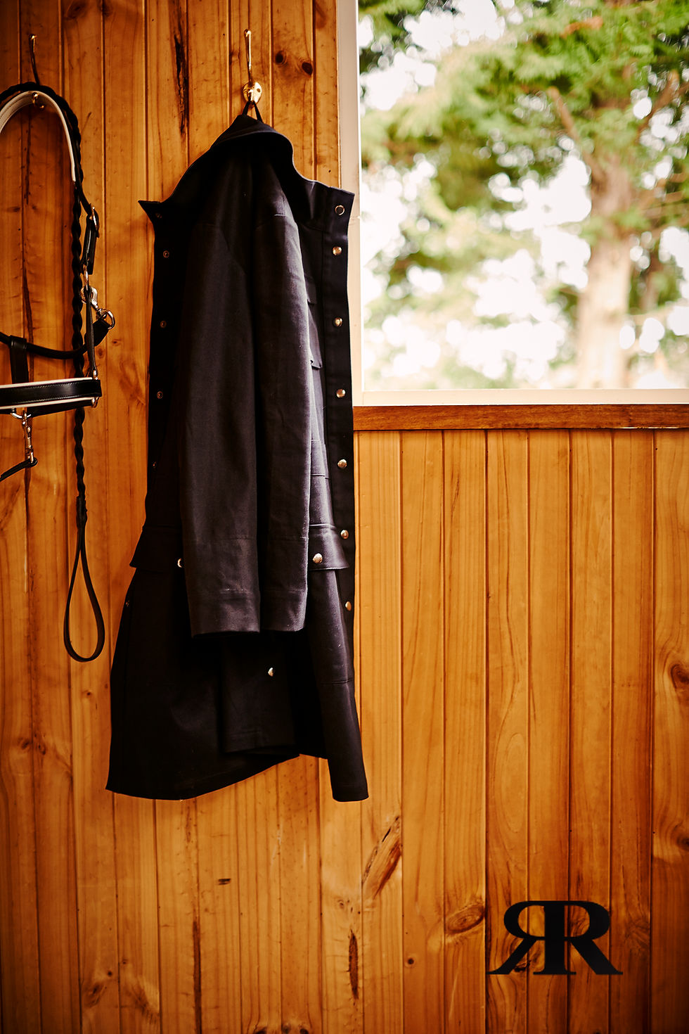 Thumbnail: GROOMING GOWN