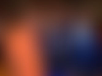 右二的郭錦祥曾多次參加健力賽臥推舉比賽獲金牌