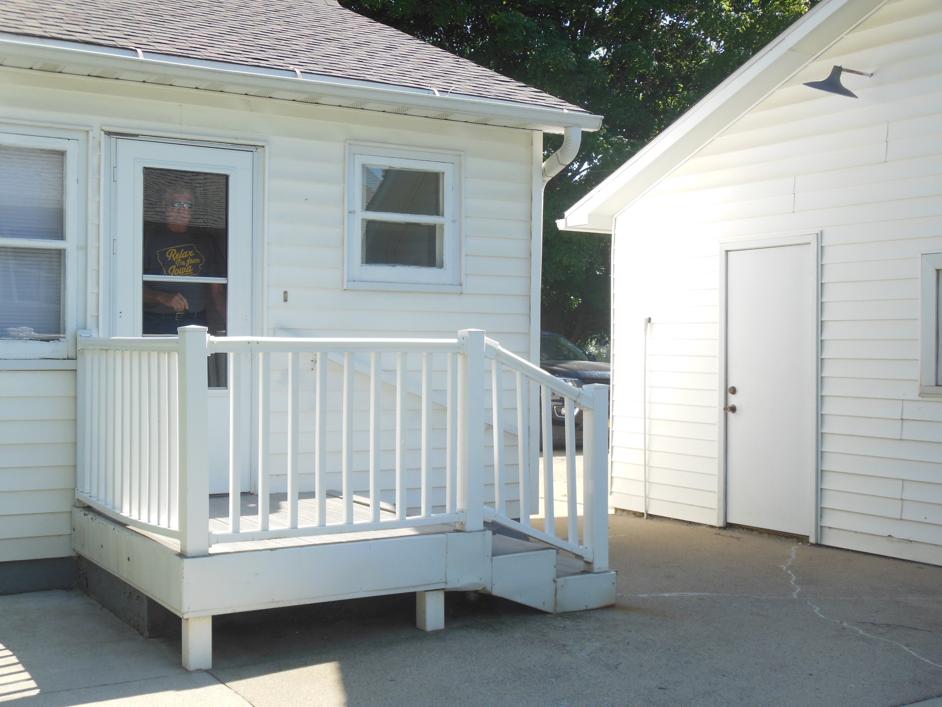 801 Lincolnway, Woodbine