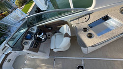 2015 CHAPARRAL 264 SUNESTA 12