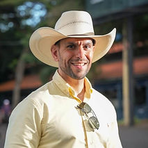 Médico veterinário especialista em fertilização in vitro bovina