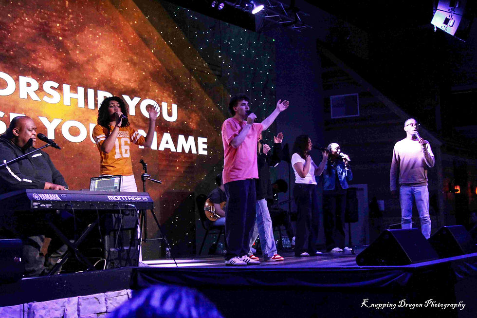 Eddie James Ministries and his team lead a vibrant worship service at the 2025 Shift Conference in Hot Springs, Arkansas, captured by Knapping Dragon Photography.