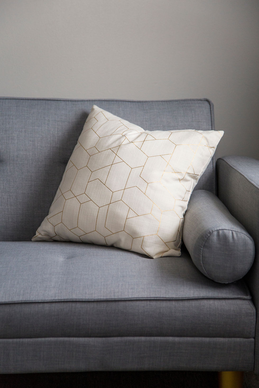 square ivory/gold geometric