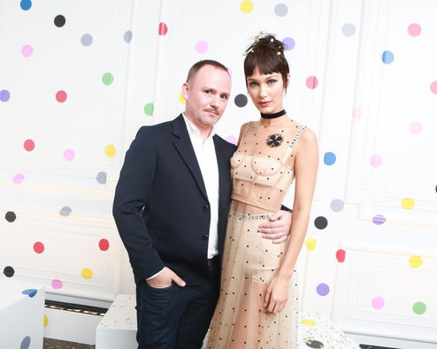 ¿El gran estreno de Dior, Art of colors o la noche de Bella Hadid?