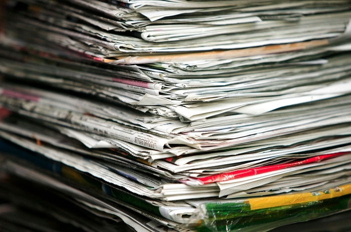 Eski gazete, toptan gazete, paketleme, taşınma veya kırılmasını istemediğiniz ürünlerinizi sarmak için ister ev taşımada ister ürün satışında kullanabilirsiniz toplu olarak stoklu çalışmaktayız istediğiniz zaman sipariş verebilir nakliye ile kapınıza kadar gönderebiliriz.