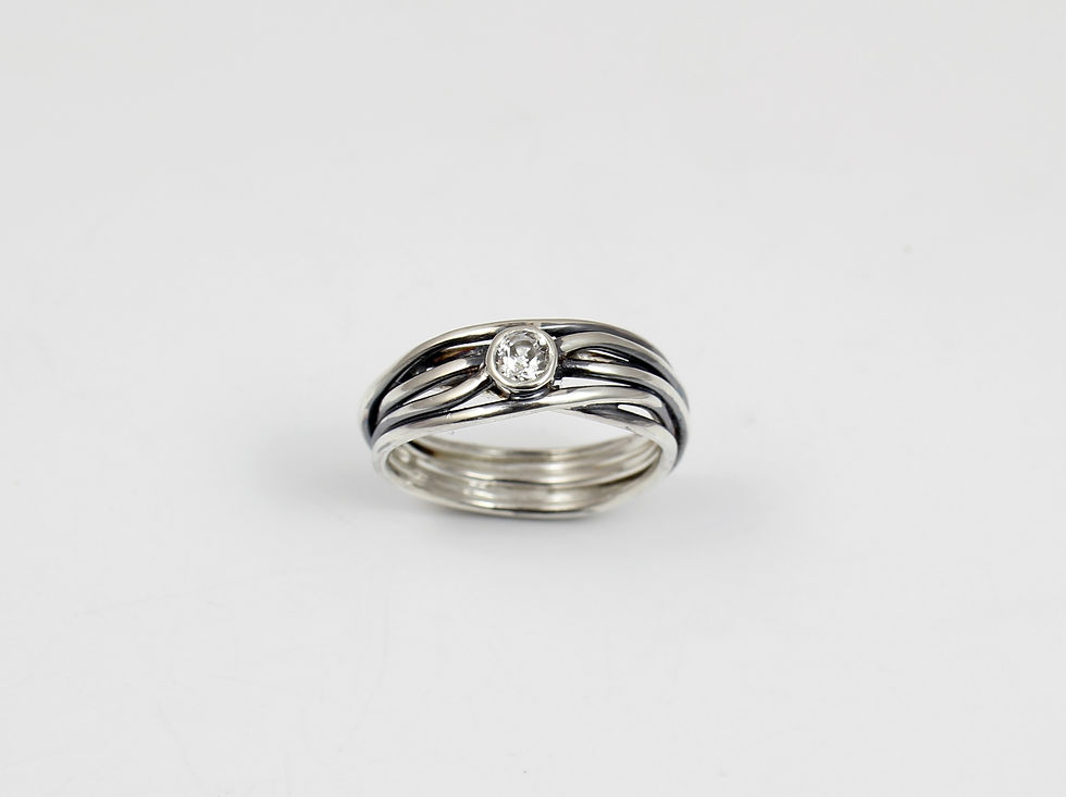 Diamond strand ring