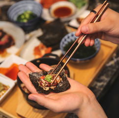 Yukhoe bibimbap