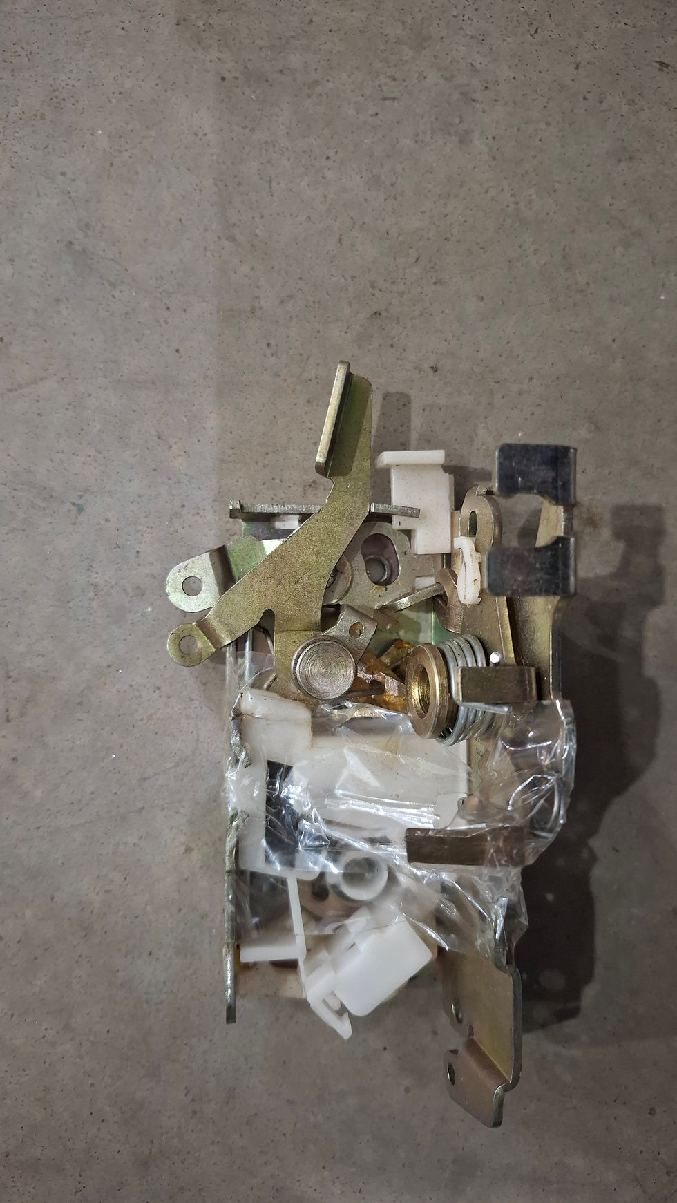 Miniatura: FECHADURA PARA CAMINHÃO LD