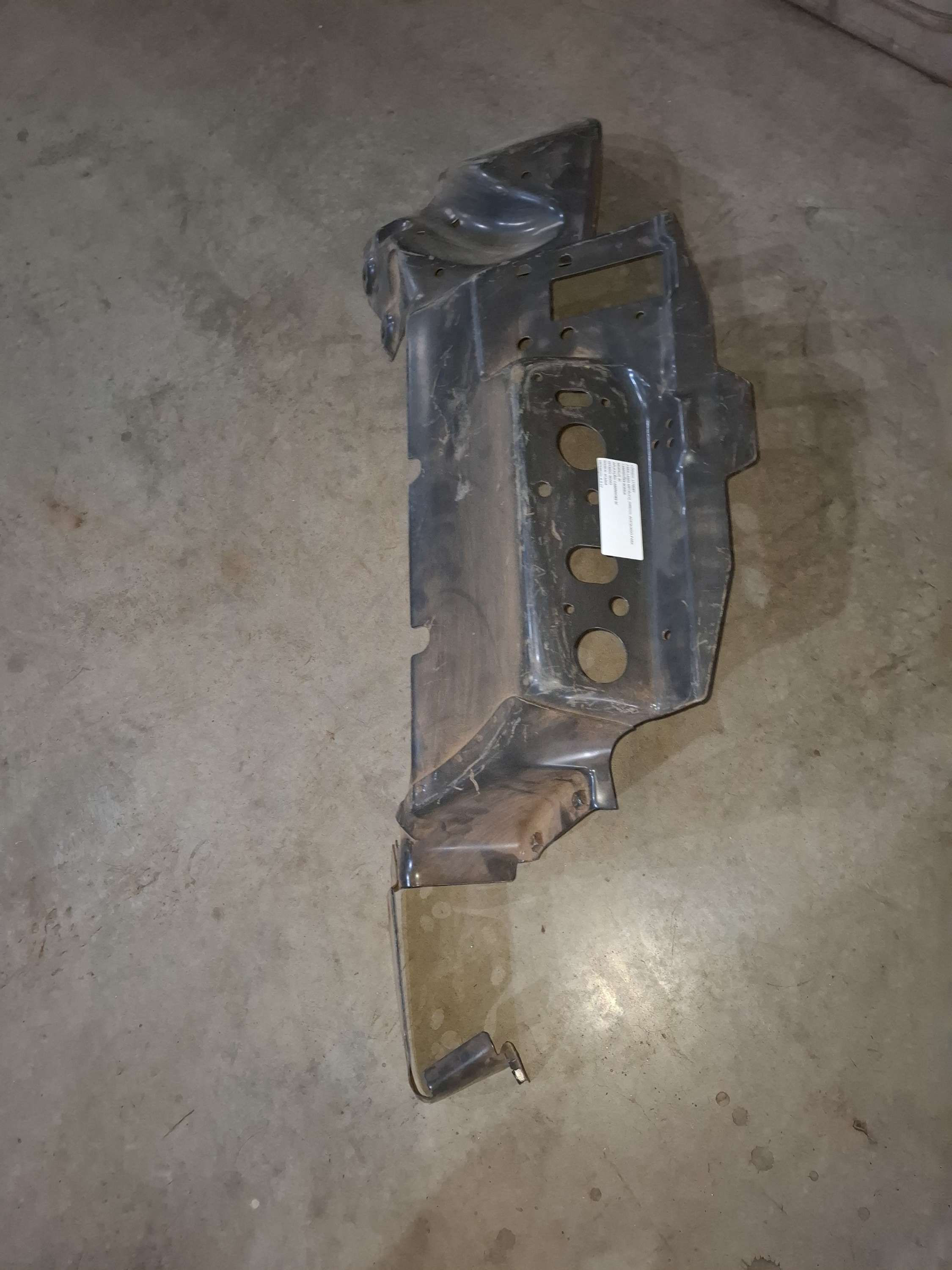 PARA-LAMA METÁLICO, DIREITO, ADEQUADO PARA