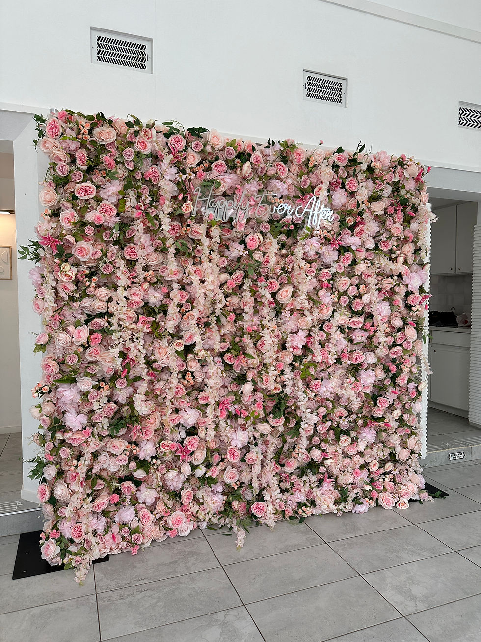 Thumbnail: Aurora Flower Wall