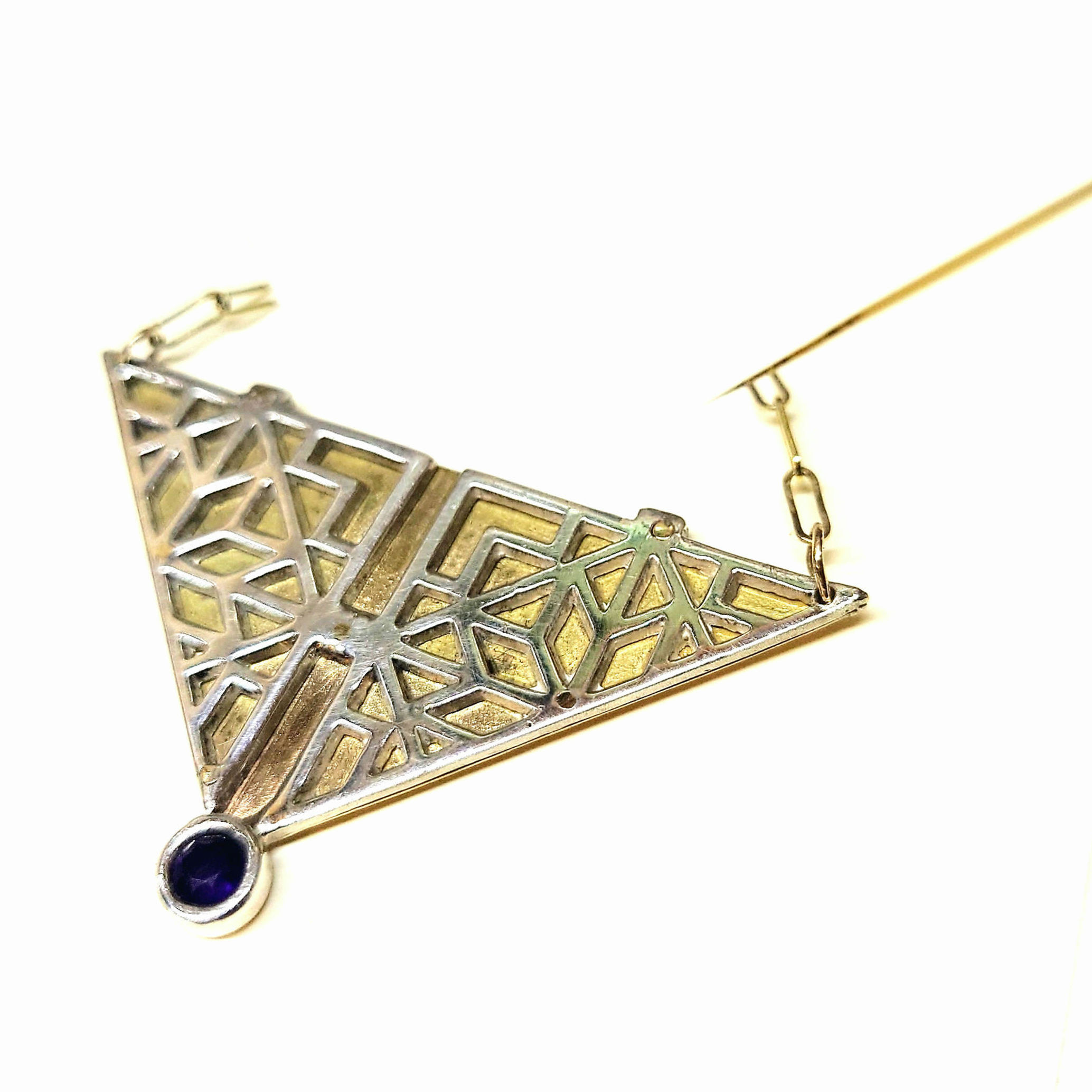 Gold 14k triangle necklace, amethyst