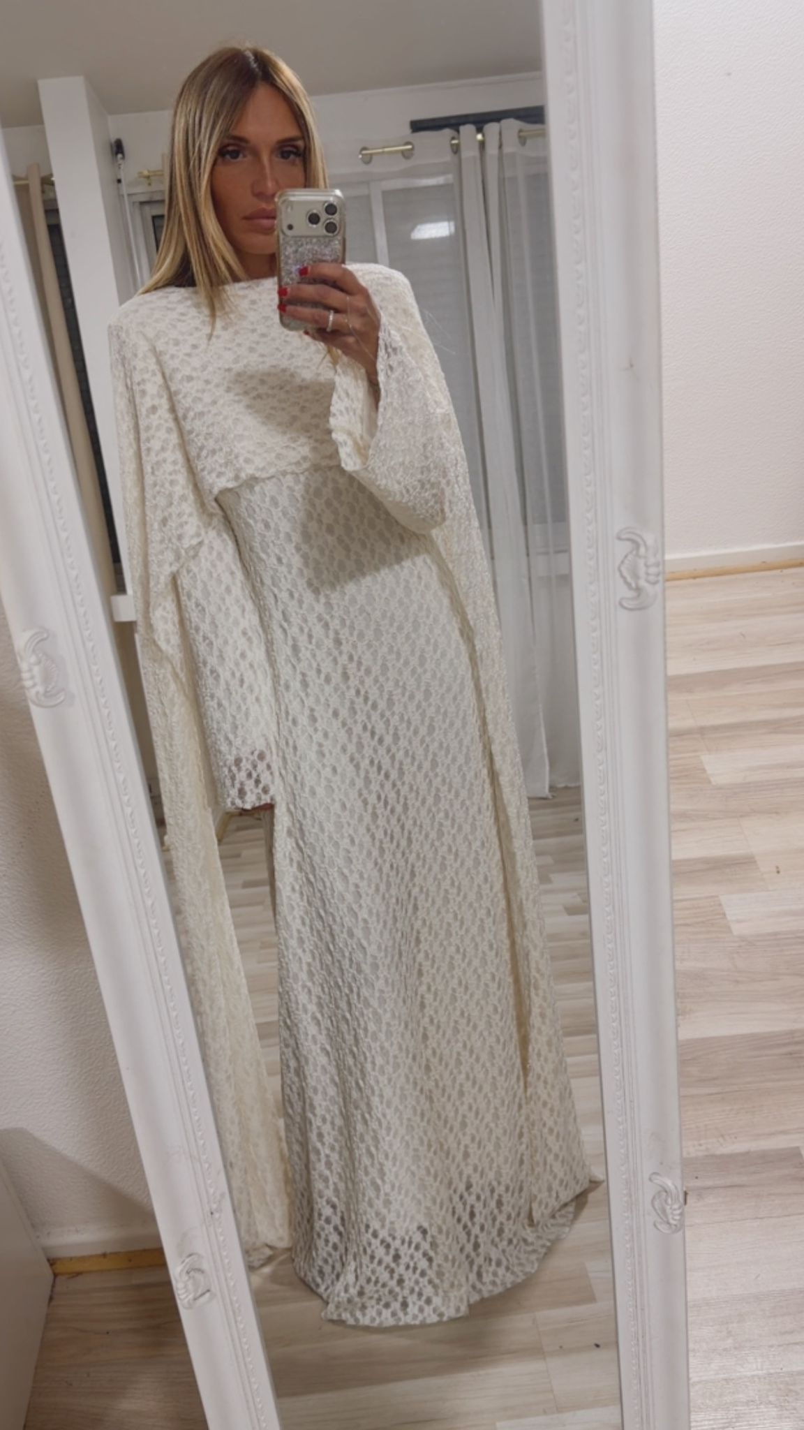 Robe Leslie crème