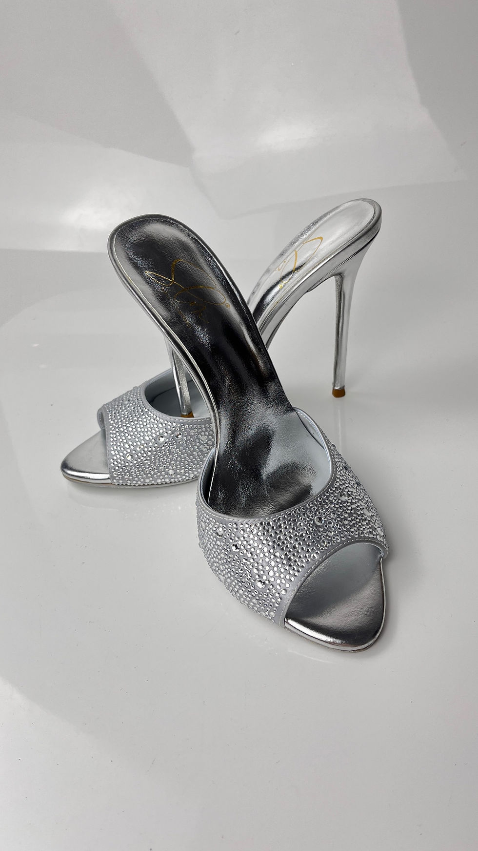 الصورة المصغرة: Diamond Frost Heels