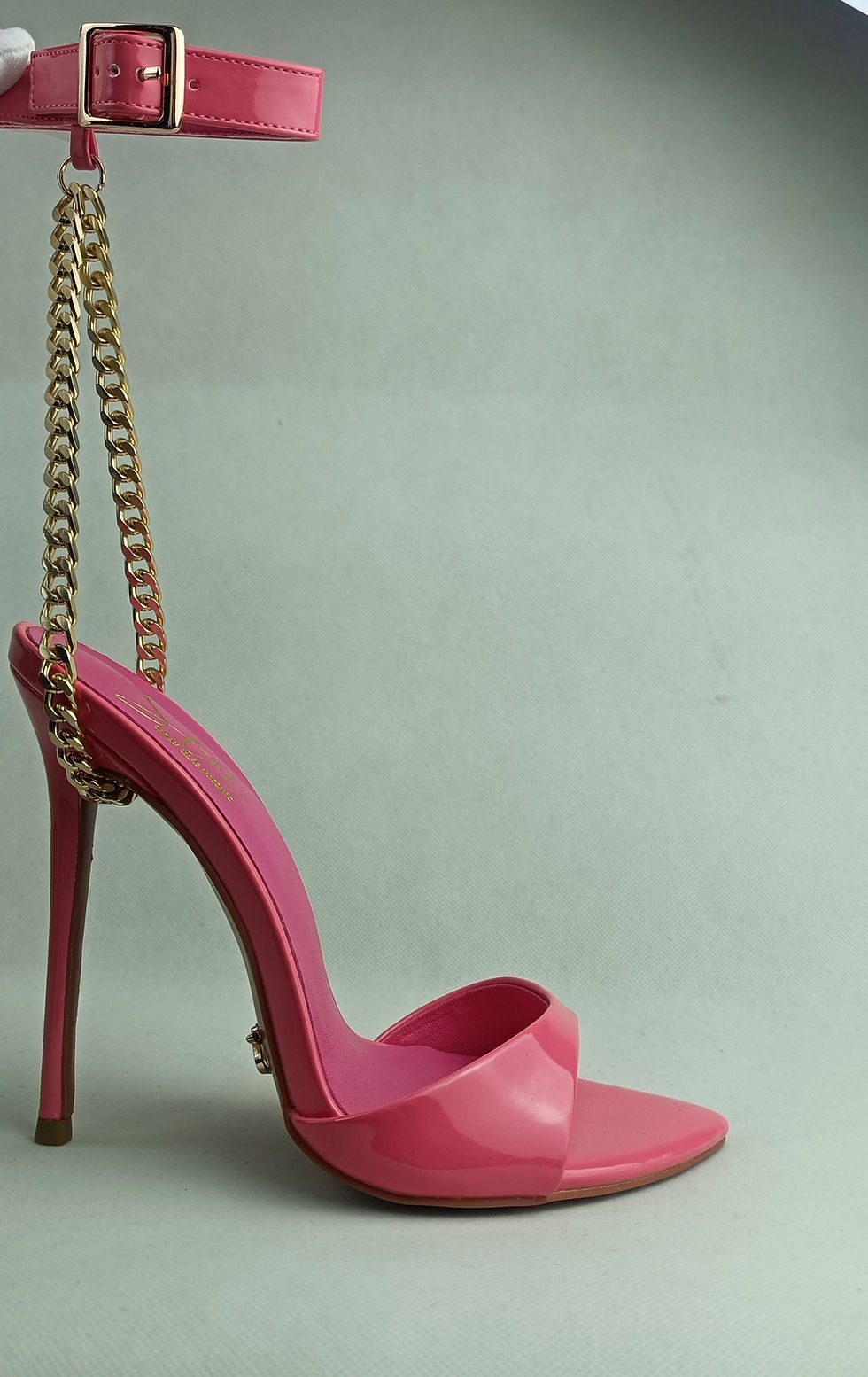 縮圖：Chain Reaction – Fierce Fuchsia