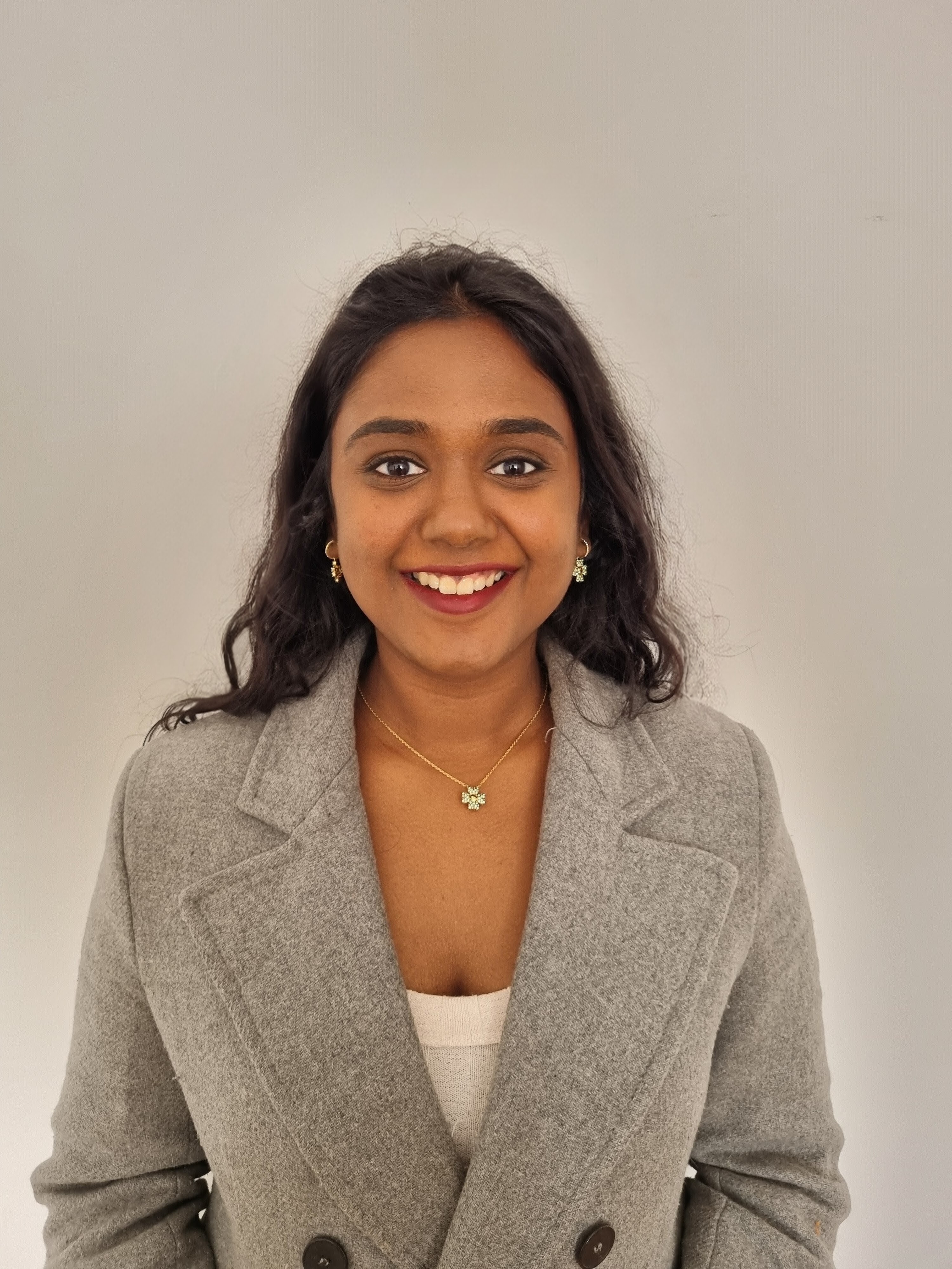 Writer: Prathigna Thambi