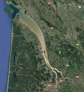 Vue aérienne estuaire de la gironde - Citadelle de Blaye