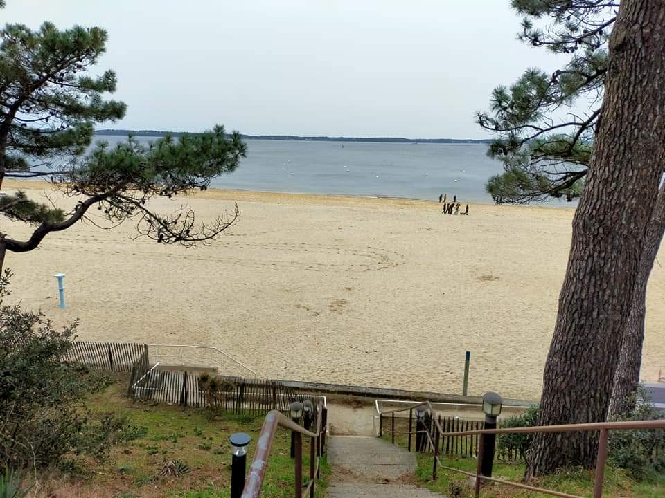 Balade à Arcachon, en ville de Printemps, plage Pereire