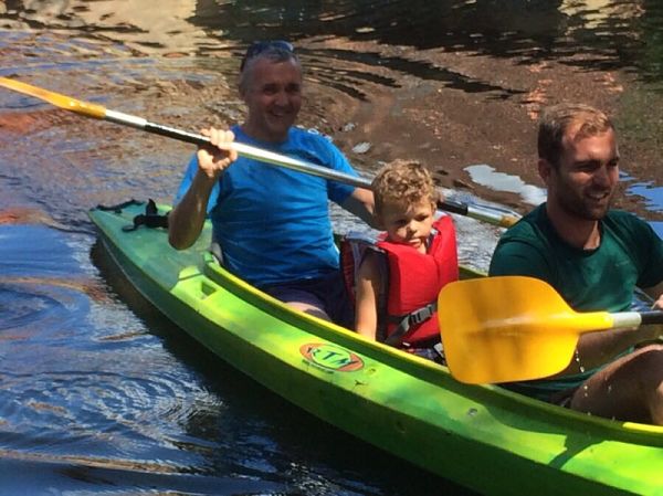 Canoë sur la Leyre - Patrick en famille