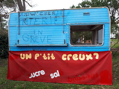 Le camping des flots bleus - La cabane à frittes des films de la saga "Camping"